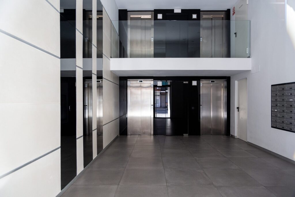 EDIFICIO DE 30 VIVIENDAS EN PRIMADO REIG